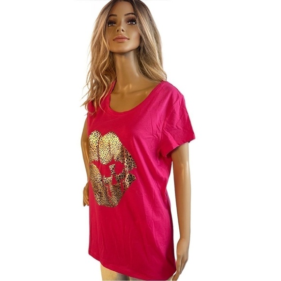 Pink and Animal Print Lips and Skull Upcycled/Handmade Tee - Picture 2 of 9